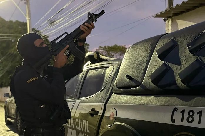 Homem é preso com crack, cocaína e loló durante operação policial no Sertão de Alagoas