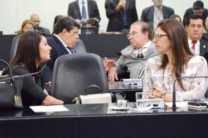 Deputadas Thaíse Guedes e Jó Pereira