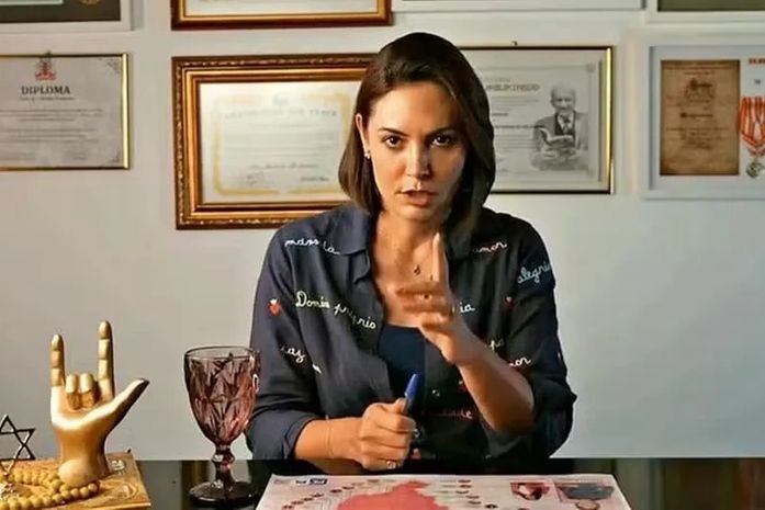 Nunca houve uma primeira-dama como Michelle Bolsonaro! E Flávio corre perigo