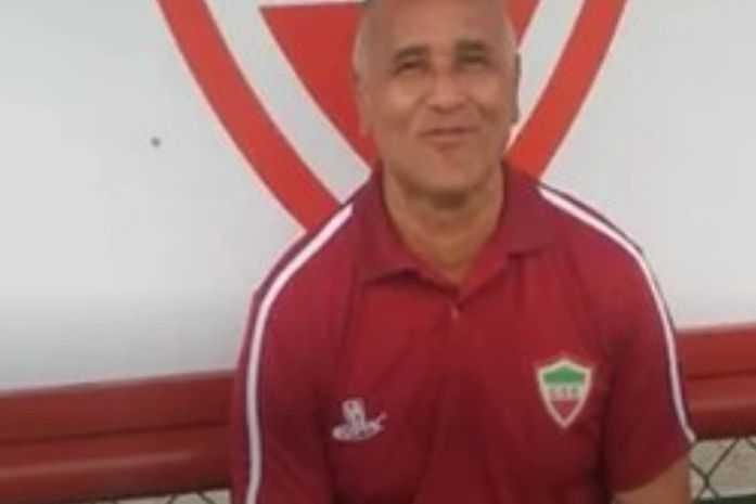 Direção do CSE anuncia demissão do técnico Oliveira Canindé