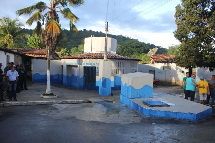 Prefeito Júlio Cezar reinaugura Lavanderia Pública no bairro Vila Nova