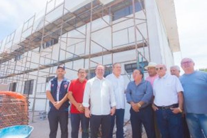 Prefeito Luciano recebe governador Ronaldo Lessa e visita obras em Arapiraca