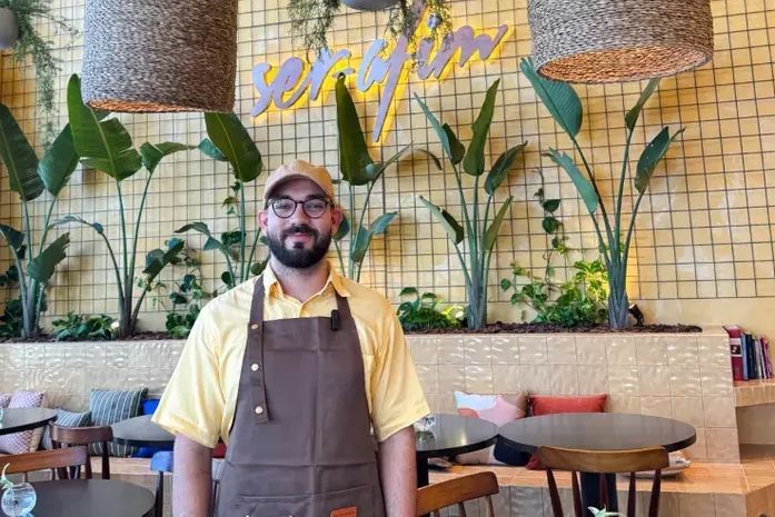 Tradição, resiliência e reinvenção: Serafim mantém viva a cultura da comida natural em Maceió