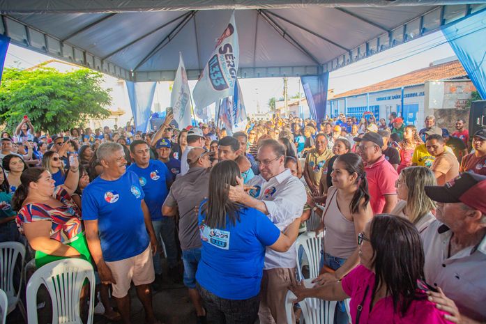 Em caravana por oito povoados de Arapiraca, prefeito Luciano destaca avanços no meio rural