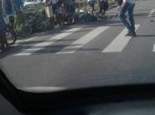 Três mulheres e um homem foram atropelados por veículo que estava em alta velocidade.