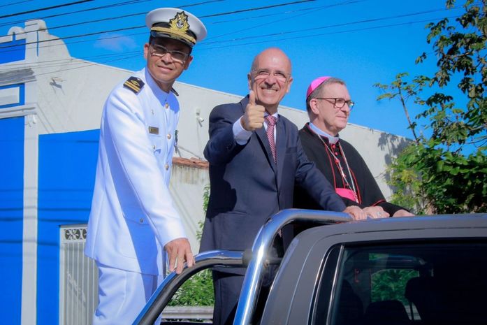 Penedo realiza o melhor e mais emocionante desfile cívico de Alagoas