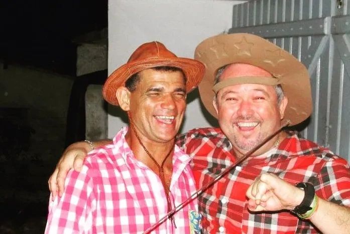 O homenageado da festa, Natan, e organizador do evento, Sérgio Lúcio.