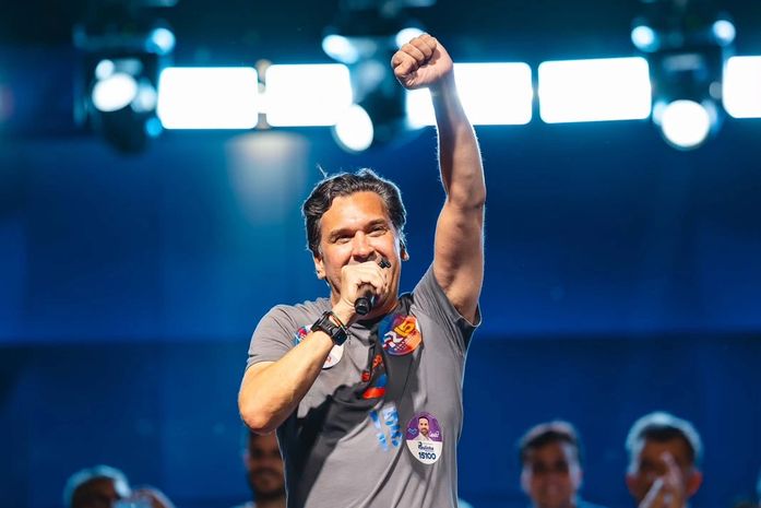Após pautar entrega de obras e recursos, Isnaldo Bulhões finaliza campanha como um dos mais fortes na disputa pela Câmara dos Deputados