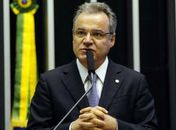 Relator deixa estados e municípios fora da nova versão de proposta de reforma da Previdência; veja mudanças