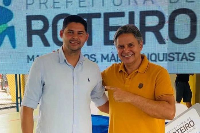 Alysson Reis e o prefeito Wladimir Brito
