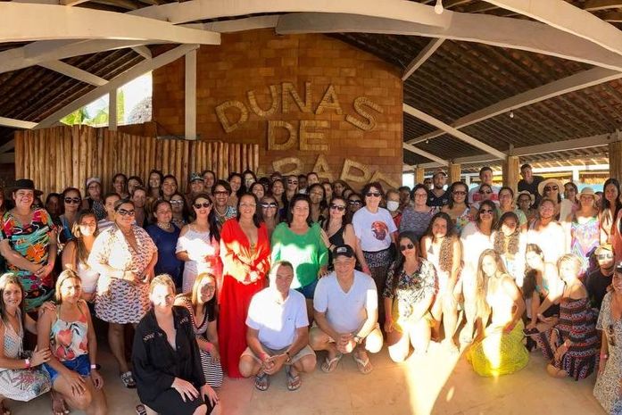 Prefeito Celino Rocha promove passeio às Dunas do Marapé para professores da rede municipal