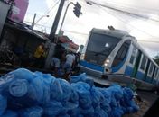 Motociclista ficou ferido após colisão com VLT em Maceió