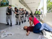 Com bombas e armas de airsoft, PM-AL realiza simulado de intervenção em ataque a escolas