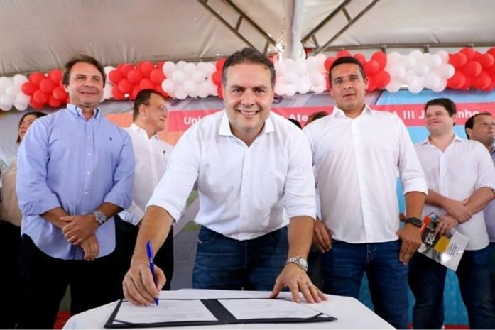 Contrato para a construção da UPA do Jacintinho foi assinado nesta terça-feira (17)