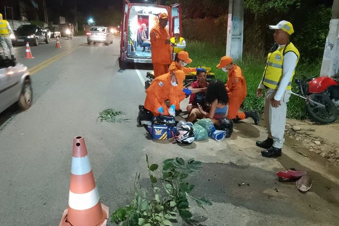 Ronda no Bairro auxilia no socorro a vítimas de dois acidentes, em Cruz das Almas e Riacho Doce