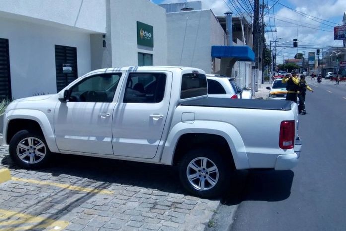 Motoristas são autuados durante fiscalização de trânsito no Centro e no Pinheiro