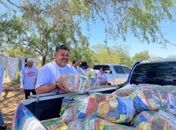 Prefeitura de Delmiro Gouveia inicia entrega de 4 mil cestas natalinas de alimentos à população