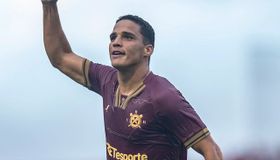 No reencontro com Anselmo Ramon, CRB bate o Goiás e volta ao G4 da Série B

