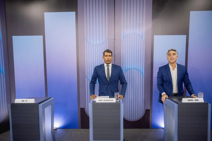 Rafael Brito critica ausência de JHC em debate e aponta irregularidades na Prefeitura