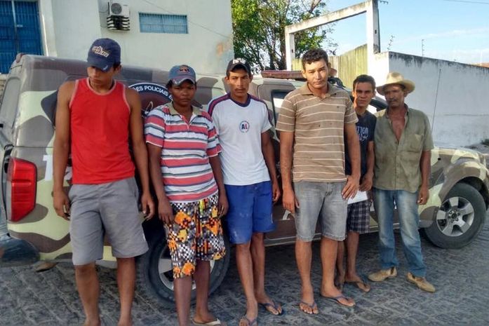 Suspeitos de furtar animais