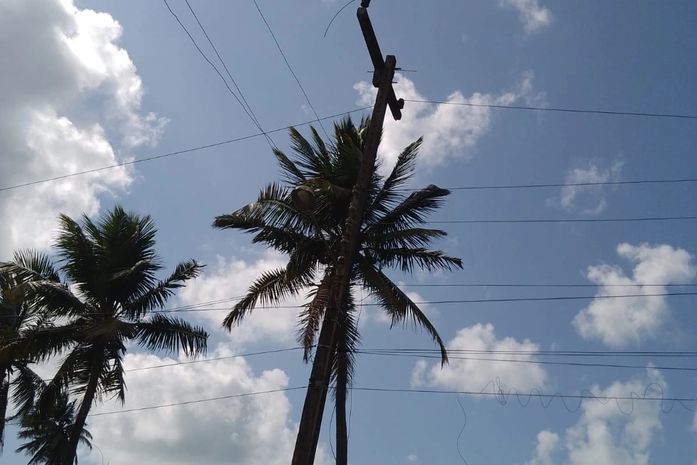 Furto de cabos de alta tensão deixa Miaí de Baixo em Coruripe, às escuras; moradores temem insegurança