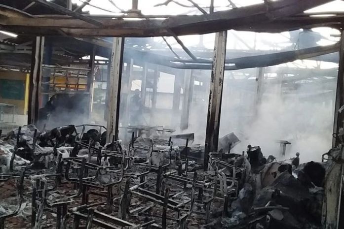 Prefeitura de Matriz anuncia reconstrução de escola que foi consumida pelo fogo há poucos dias