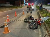 Motociclista morre ao perder controle de moto e colidir contra placa de sinalização 