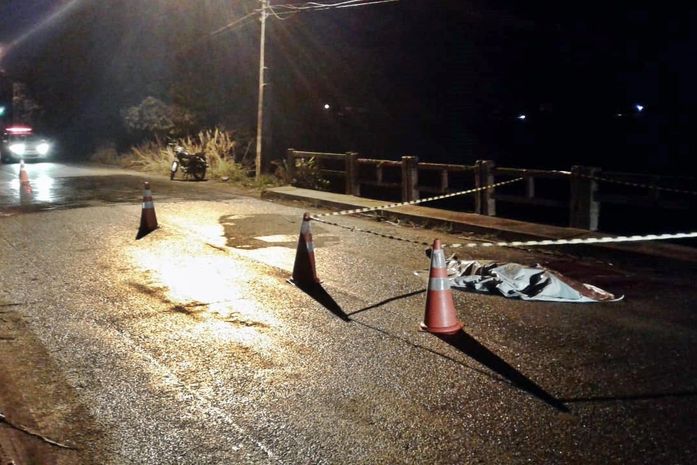 Motociclista morre ao colidir moto contra mureta de ponte em trecho da AL 465