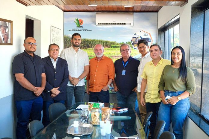 Prefeito Tiago Freitas e deputado Inácio Loiola fortalecem parceria em defesa da regularização fundiária rural em Piranhas