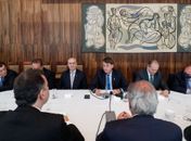 Governo anuncia Renda Cidadã, com recursos de precatórios e do Fundeb