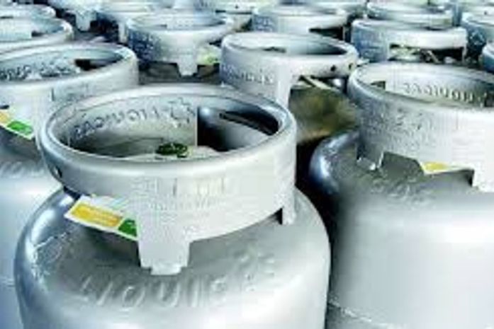 Gás para comércio e indústria é reajustado em 6% nas refinarias