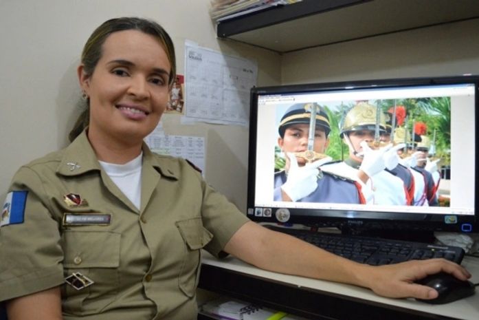 Polícia Militar realiza exposição fotográfica "Olhares"