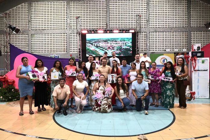 Prefeito Leandro Silva comemora sucesso do Bingo em Homenagem ao Dia das Mães e distribui grandes prêmios em Junqueiro