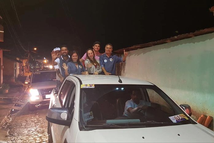Carreata pelas ruas de Novo Lino, Chico Tenório e a filha Olívia esperança do partido para federal