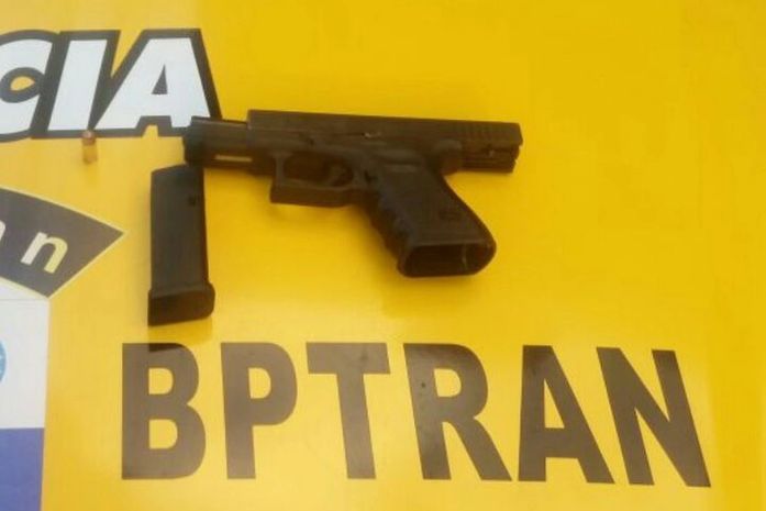 Pistola Glock apreendida