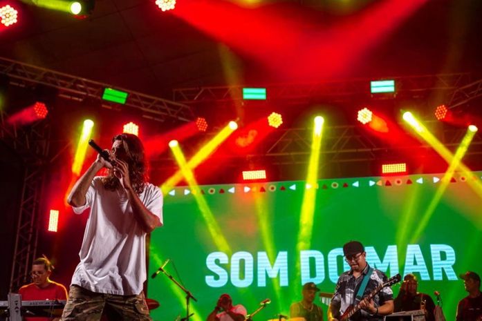 A banda Som do Mar, inscrita no edital, foi uma das bandas que subiram ao palco do Festival da Massa no último final de semana