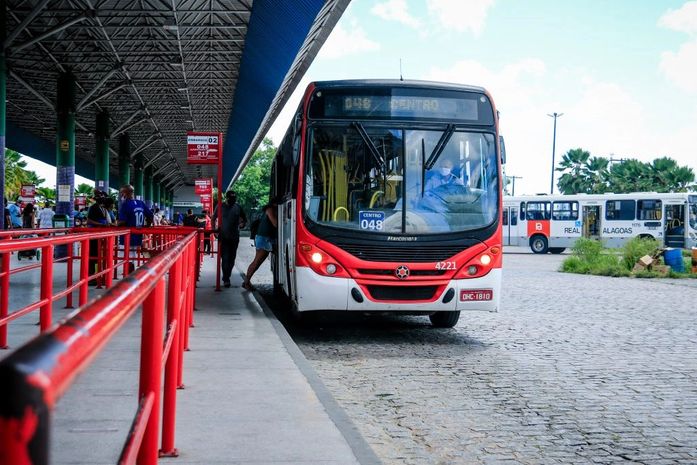 Nova linha de ônibus atenderá usuários do Hospital Metropolitano