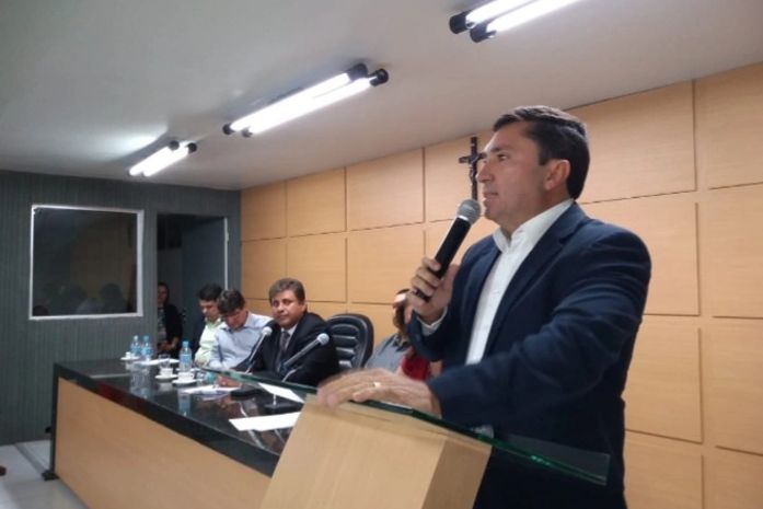 Disputa em Arapiraca para a Câmara dos Deputados será entre o grupo do deputado Ricardo Nezinho e o prefeito Luciano Barbosa