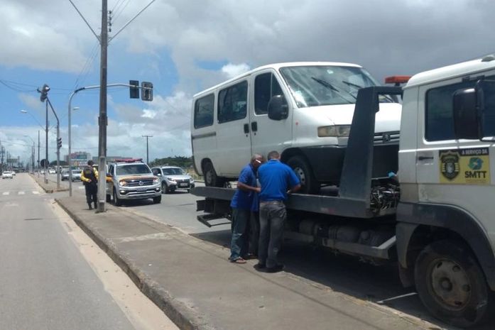 Ação de combate a transporte clandestino recolhe nove veículos