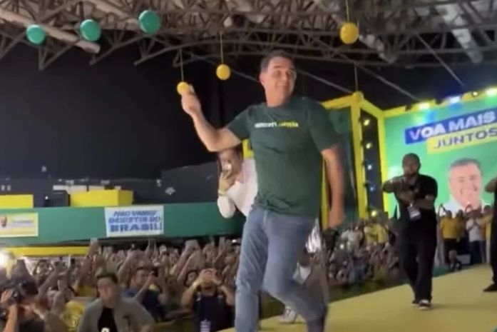 Uma dancinha para ganhar a eleição