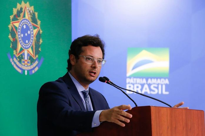 Comissão de ética da Presidência arquiva processo contra Wajngarten