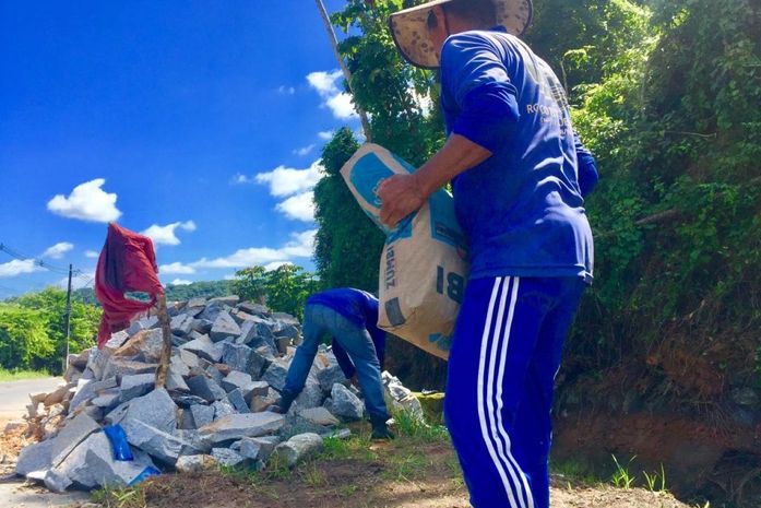 Infraestrutura inicia obra de recuperação de canaleta na Ladeira de Fernão Velho