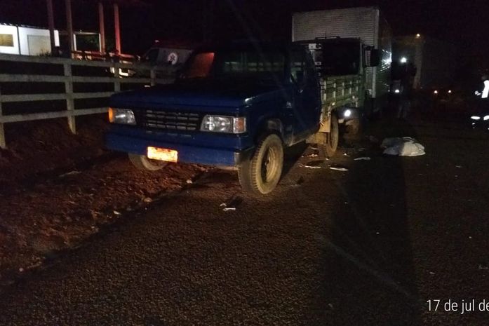 Motociclista morre ao colidir com traseira de veículo parado, sem sinalização, na AL-110
