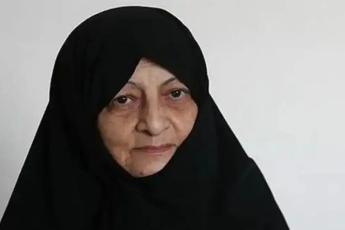 Esposa de Ali Khamenei morre em decorrência de ferimentos do ataque de Israel, anuncia Irã
