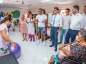  Cafu visita espaço Casa da Juventude no bairro do Prado, em Maceió