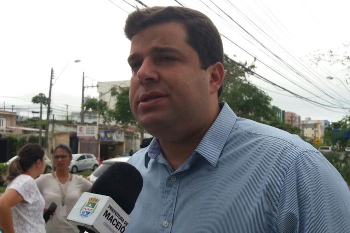 Prefeito em exercício Marcelo Palmeira