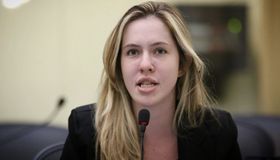 Cibele Moura repercute denúncia de pedofilia nas redes e defende projeto contra erotização infantil