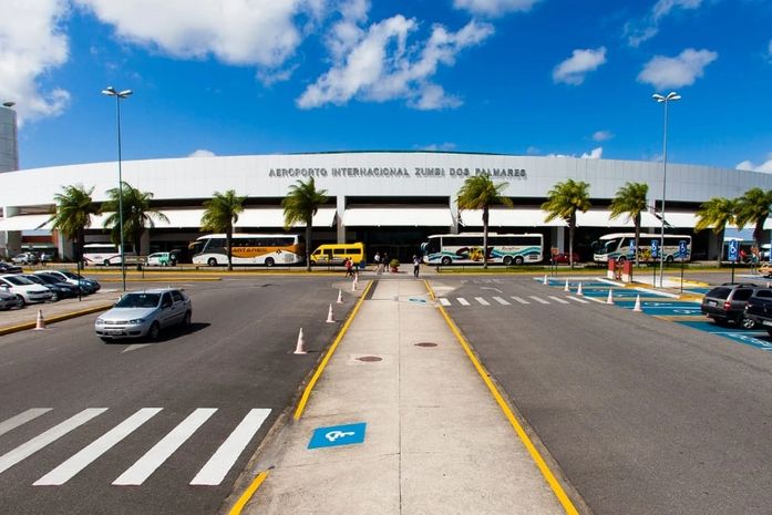 Prefeitura oferta ajuda a turistas com dificuldade de retornar aos destinos de origem