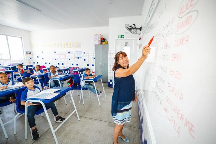 Dia dos Professores: a importância dos educadores na transformação social de Maceió