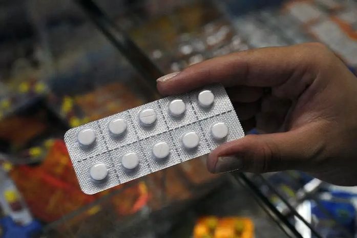 Possível reação do Brasil a tarifaço pode afetar preços de remédios